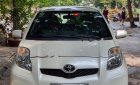 Toyota Yaris 2011 - Cần bán gấp Toyota Yaris 2011, màu trắng, nhập khẩu nguyên chiếc chính chủ giá cạnh tranh