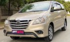 Toyota Innova 2016 - Cần bán lại xe Toyota Innova đời 2016, màu vàng, giá 565tr