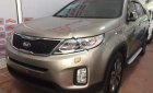 Kia Sorento 2016 - Bán Kia Sorento 2016, màu vàng, 710tr xe còn mới nguyên