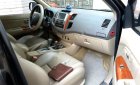 Toyota Fortuner 2009 - Bán xe Toyota Fortuner 2.7V 4x4 năm sản xuất 2009, màu đen, giá tốt