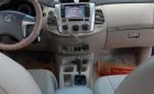 Toyota Innova 2013 - Bán Toyota Innova sản xuất năm 2013, màu nâu xe còn mới lắm