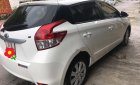 Toyota Yaris 2016 - Cần bán gấp Toyota Yaris đời 2016, màu trắng số tự động xe còn mới lắm