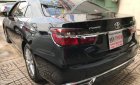 Toyota Camry 2018 - Bán ô tô Toyota Camry sản xuất 2018, màu đen xe còn mới nguyên