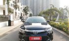 Toyota Camry 2018 - Bán ô tô Toyota Camry đời 2018, màu đen xe còn mới nguyên