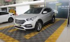 Hyundai Santa Fe 2017 - Cần bán lại xe Hyundai Santa Fe đời 2017, màu bạc