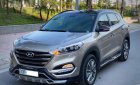 Hyundai Tucson 2.0 AT CRDi 2017 - Bán Hyundai Tucson 2017, 869 triệu xe còn mới lắm