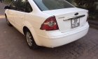 Ford Focus 2.0 AT 2007 - Bán Ford Focus sản xuất 2007, màu trắng, 216 triệu xe còn mới lắm