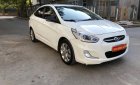 Hyundai Accent 2015 - Bán Hyundai Accent 1.4 MT đời 2015, màu trắng, xe nhập chính hãng