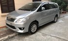 Toyota Innova 2.0V Limitted 2012 - Cần bán gấp Toyota Innova 2.0V Limitted 2012, màu bạc số tự động, giá tốt