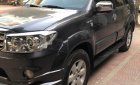 Toyota Fortuner V 2011 - Cần bán lại xe Toyota Fortuner V năm sản xuất 2011, màu xám số tự động