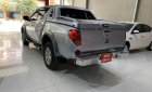 Mitsubishi Triton 2011 - Cần bán Mitsubishi Triton sản xuất 2011, màu xám, xe nhập chính hãng