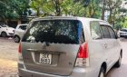 Toyota Innova 2010 - Bán ô tô Toyota Innova 2010, màu bạc số sàn