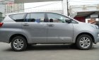 Toyota Innova 2018 - Bán Toyota Innova sản xuất năm 2018, màu bạc số sàn, 680tr xe còn mới lắm