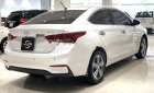 Hyundai Accent   2018 - Cần bán Hyundai Accent đời 2018, màu trắng xe còn mới lắm