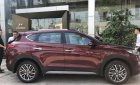 Hyundai Tucson 2.0L 2019 - Tặng gói phụ kiện chính hãng, khi mua Hyundai Tucson 2.0L sản xuất năm 2019, màu đỏ, phiên bản máy xăng