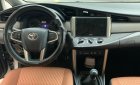 Toyota Innova 2019 - Bán xe Toyota Innova sản xuất năm 2019, màu bạc, xe còn mới lắm