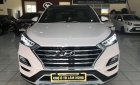 Hyundai Tucson   2019 - Bán ô tô Hyundai Tucson đời 2019, màu trắng, xe còn mới lắm