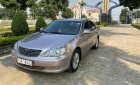 Toyota Camry 2002 - Cần bán Toyota Camry sản xuất 2002, màu hồng xe máy chạy êm