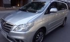 Toyota Innova 2015 - Cần bán lại xe Toyota Innova đời 2015, màu bạc số sàn giá cạnh tranh xe còn mới lắm