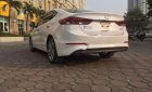 Hyundai Elantra 2.0 AT 2016 - Bán Hyundai Elantra 2.0 năm sản xuất 2016, màu trắng, số tự động