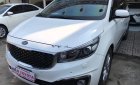 Kia Sedona 2.2L DATH 2017 - Cần bán lại xe Kia Sedona 2.2L DATH sản xuất năm 2017, màu trắng số tự động