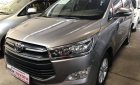 Toyota Innova 2017 - Cần bán gấp Toyota Innova năm 2017, màu vàng, 640tr