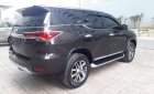 Toyota Fortuner 2.7V 4x4 AT 2017 - Cần bán gấp Toyota Fortuner 2.7AT năm 2017, màu nâu, nhập khẩu số tự động