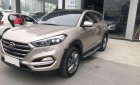 Hyundai Tucson 2.0 ATH 2018 - Cần bán Hyundai Tucson 2.0 AT sản xuất 2018, giá rất tốt