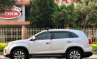 Kia Sorento 2017 - Cần bán lại xe Kia Sorento đời 2017, màu bạc như mới