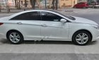 Hyundai Sonata   2010 - Cần bán gấp Hyundai Sonata năm 2010, màu trắng, nhập khẩu