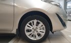 Toyota Vios 1.5G 2019 - Bán Toyota Vios 1.5G AT sản xuất 2019, màu vàng số tự động, giá chỉ 569 triệu