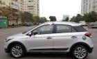 Hyundai i20 Active 2015 - Bán Hyundai i20 Active sản xuất năm 2015, màu bạc, xe nhập, giá tốt