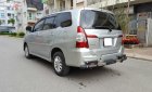 Toyota Innova 2.0E 2014 - Bán Toyota Innova MT sản xuất 2014, màu bạc số sàn