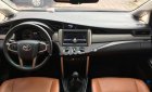 Toyota Innova 2.0E 2019 - Xe Toyota Innova E MT đời 2019, màu nâu như mới, giá 725tr