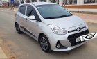 Hyundai Grand i10  1.2 MT 2018 - Bán Hyundai Grand i10 MT đời 2018, màu bạc như mới, giá chỉ 345 triệu