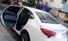 Hyundai Elantra   2011 - Bán Hyundai Elantra sản xuất 2011, màu trắng, xe gia đình 