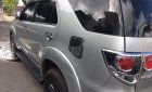 Toyota Fortuner V 4x2AT 2016 - Cần bán lại xe Toyota Fortuner V 4x2AT 2016, màu bạc