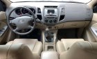Toyota Fortuner 2010 - Cần bán lại xe Toyota Fortuner đời 2010, màu bạc số sàn, giá 555tr