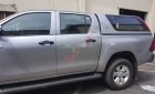 Toyota Hilux 2017 - Bán Toyota Hilux 2.4E 4x2 MT sản xuất năm 2017, giá tốt