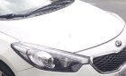Kia K3 2017 - Bán xe Kia K3 sản xuất 2017, màu trắng số tự động