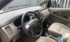 Toyota Innova 2.0E 2014 - Cần bán Toyota Innova 2.0E năm sản xuất 2014, màu bạc, giá tốt