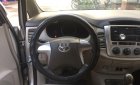 Toyota Innova  E  2015 - Cần bán xe Toyota Innova E năm 2015, màu bạc số sàn giá cạnh tranh