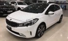 Kia Cerato 2018 - Bán xe Kia Cerato đời 2018, màu trắng số tự động