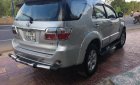 Toyota Fortuner 2011 - Cần bán lại xe Toyota Fortuner đời 2011, màu bạc chính chủ, giá tốt