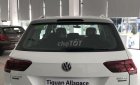 Volkswagen Tiguan 2018 - Bán Volkswagen Tiguan đời 2018, màu trắng, nhập khẩu