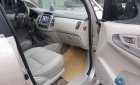 Toyota Innova 2.0E 2014 - Cần bán gấp Toyota Innova sản xuất năm 2014, màu vàng, số sàn