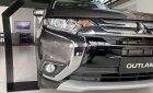 Mitsubishi Outlander    2019 - Cần bán Mitsubishi Outlander sản xuất năm 2019, màu nâu