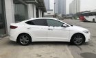 Hyundai Elantra   2017 - Bán ô tô Hyundai Elantra 1.6 AT năm 2017, màu trắng như mới