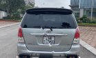 Toyota Innova 2011 - Bán xe Toyota Innova 2011, màu bạc xe gia đình