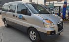 Hyundai Starex 2004 - Cần bán gấp Hyundai Starex sản xuất năm 2004, xe nhập